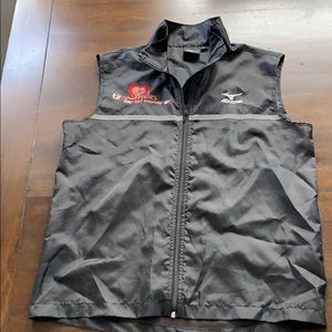 mizuno vest